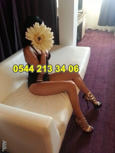 Şişliden Esmer Escort Bahar
