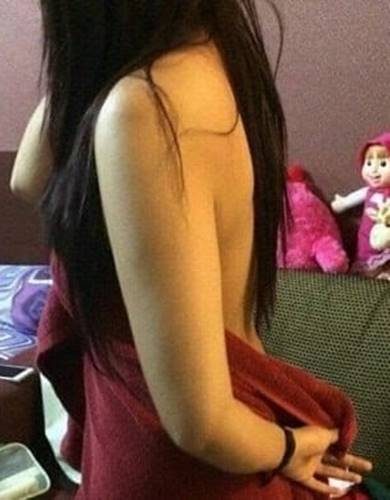 Eski Manken Bayan Arkadaş Seda Artık Burada