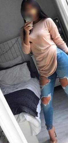 Yeni Escort Bayan Hayal Mecidiyeköy’de Sizlerle