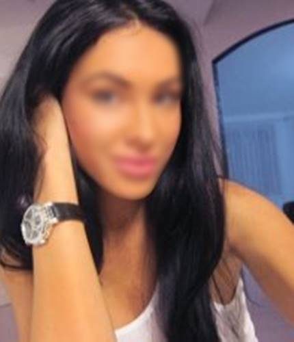 Ortaköy Arap Escort Naomi ile Sınırsız Seks