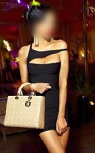 Ortaköy Arap Escort Naomi ile Sınırsız Seks